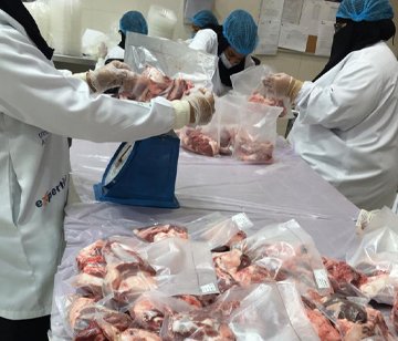 اللحوم الطازجة اللحوم الطازجة
