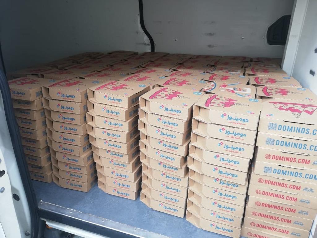 توزيع وجبات بيتزا الخير في الجبيل